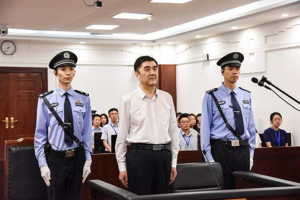人民日报客户端 图