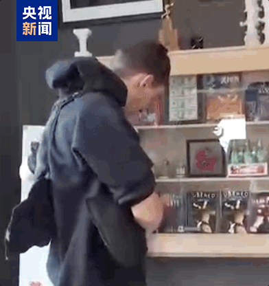 美国小伙埃文:“捐出日军罪证两年了,我还在被网暴”